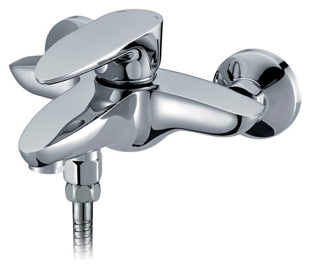 Смеситель Triton Модена 19004B-D74 для ванны с душем