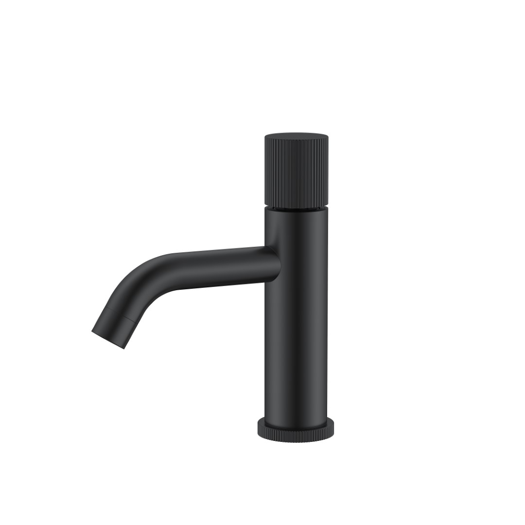 Смеситель Boheme STICK для умыв. низ. BLACK LINEA 121-BB.3