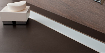 Confluo Frameless Line 450 White Glass Линейный трап PESTAN