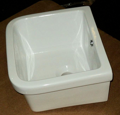 Раковина Hatria Specials  (42 см) хозяйственная