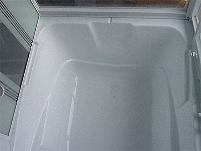 Душевой бокс Triton Альфа (стекло с гориз. полосками)