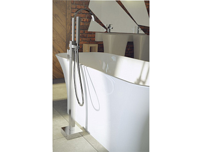 Смеситель напольный BESCO Modern II хром